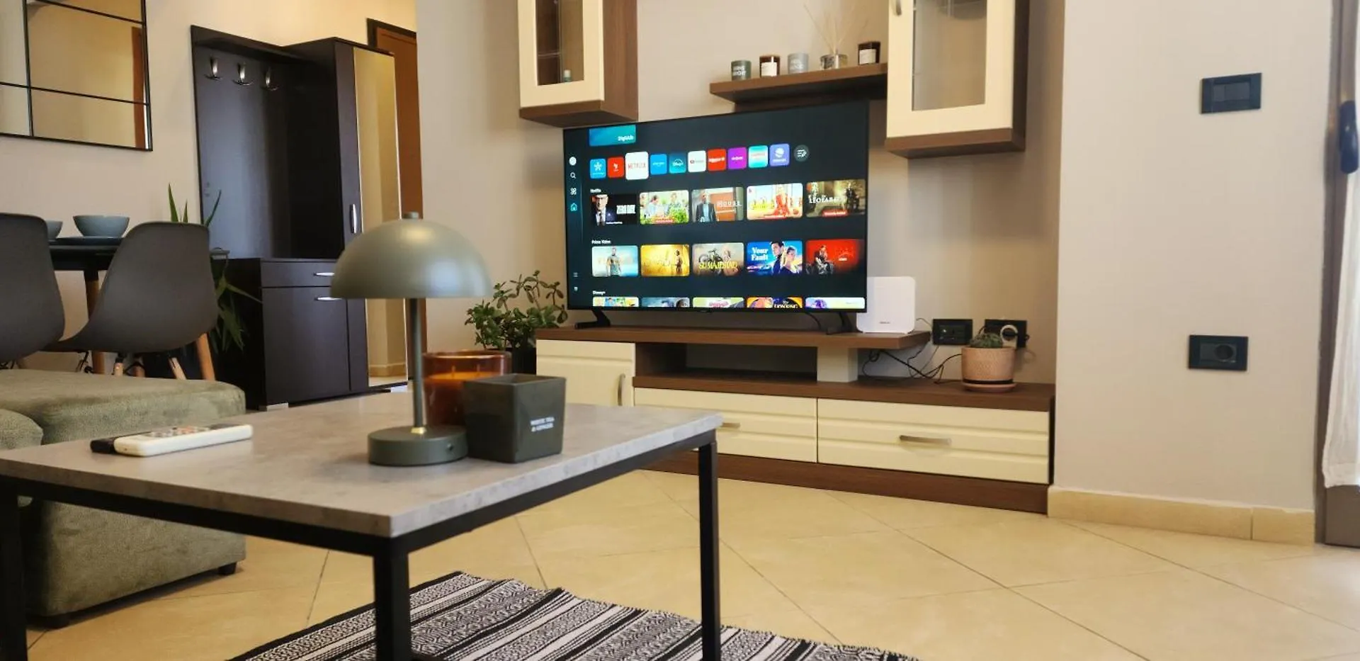 Grid Apartment Tiran